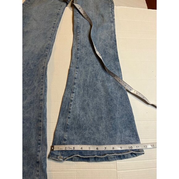 7 For All Mankind Ultra High Rise Skinny Flare Jeans Light Wash Size 27 stretchy - Picture 16 of 16